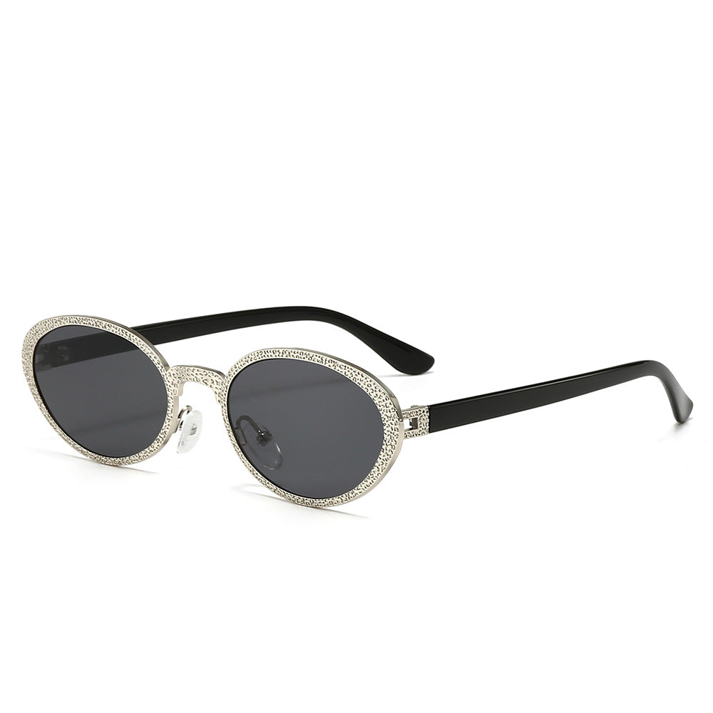 Ladies Glamorous Sunglasses with Luxurious Jewelry Frame Bowlift