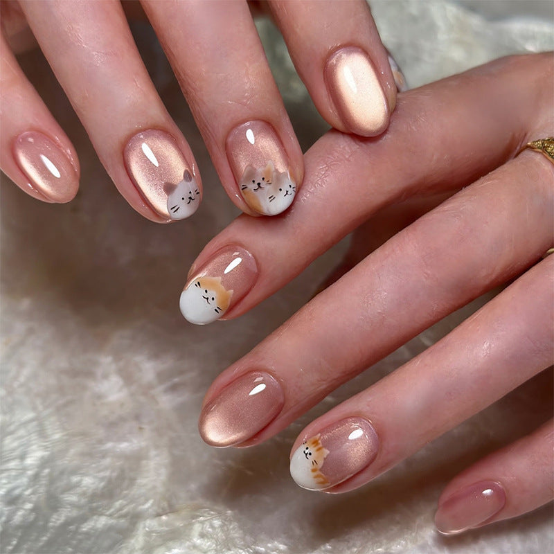 Creative nail art set with cute animal motifs and glitter accents Bowlift