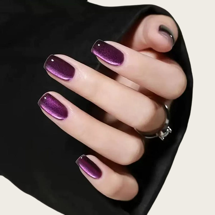 Artificial nail set with various designs Bowlift