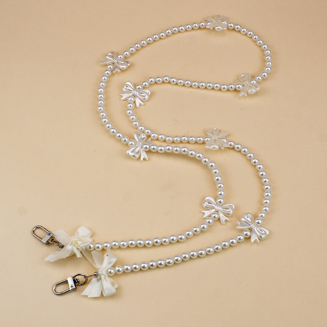 Elegant Pearl and Chain Necklace Bowlift
