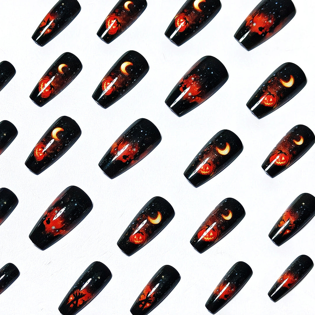 Halloween-Themed Glow-in-the-Dark Nail Art Bowlift