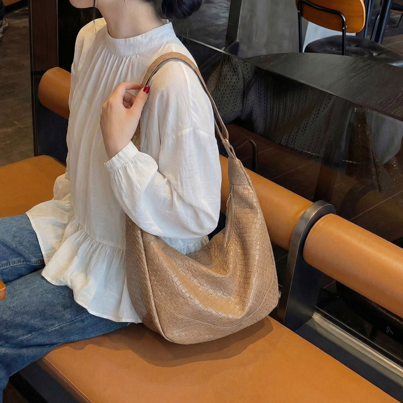 WoWoven Textured Hobo Handbag Bowlift