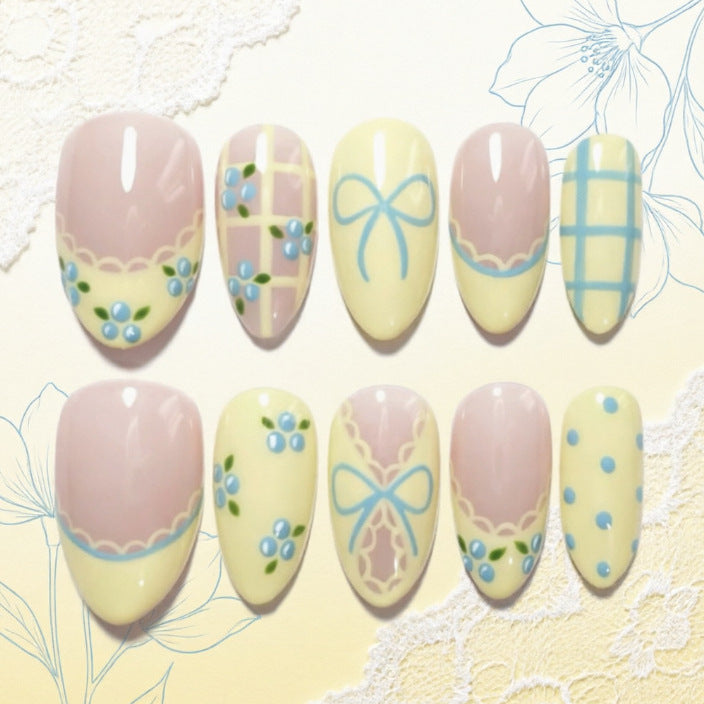 Nail Art Bowlift
