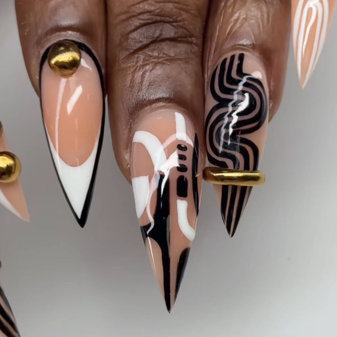 Decorative Stiletto Press-On Nail Art Extensions Bowlift