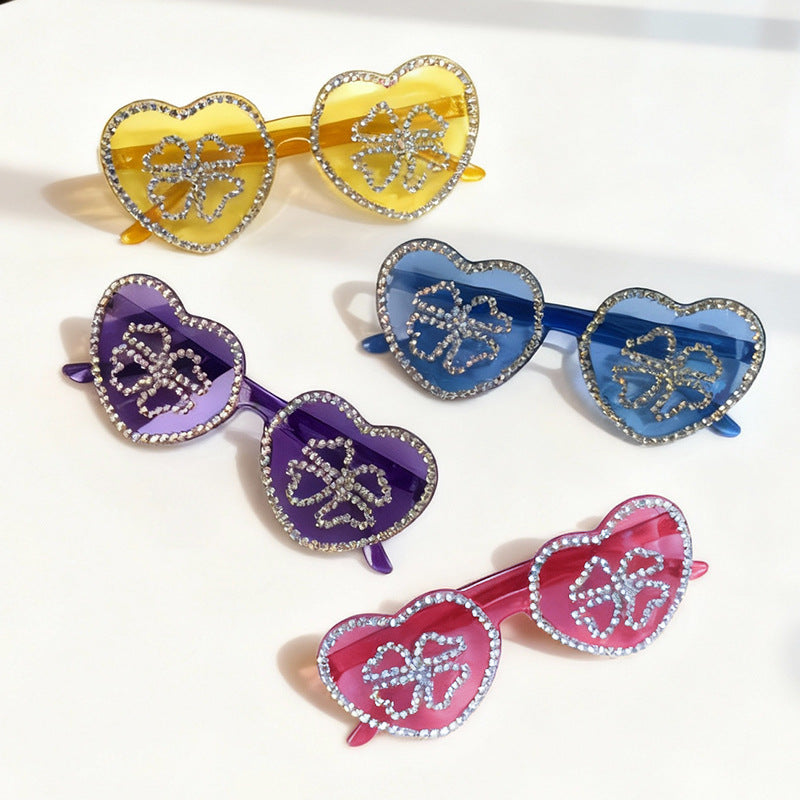 Glamorous Heart-Shaped Rhinestone Sunglasses Bowlift