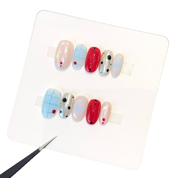 Artificials nails with creative geometric design and modern accents Bowlift