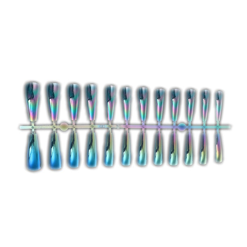 Artifical nails in modern holographic design Bowlift