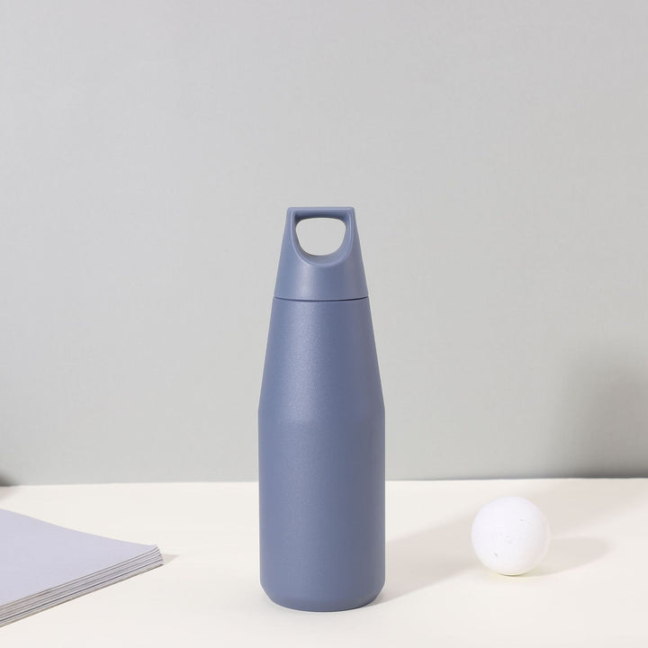 Women's stylish insulated bottle with ergonomic carrying handle Bowlift