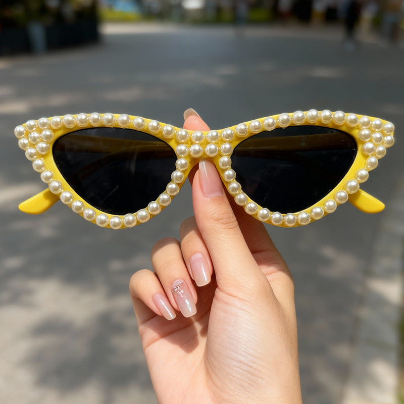 Pearl-Embellished Cat Eye Sunglasses Bowlift