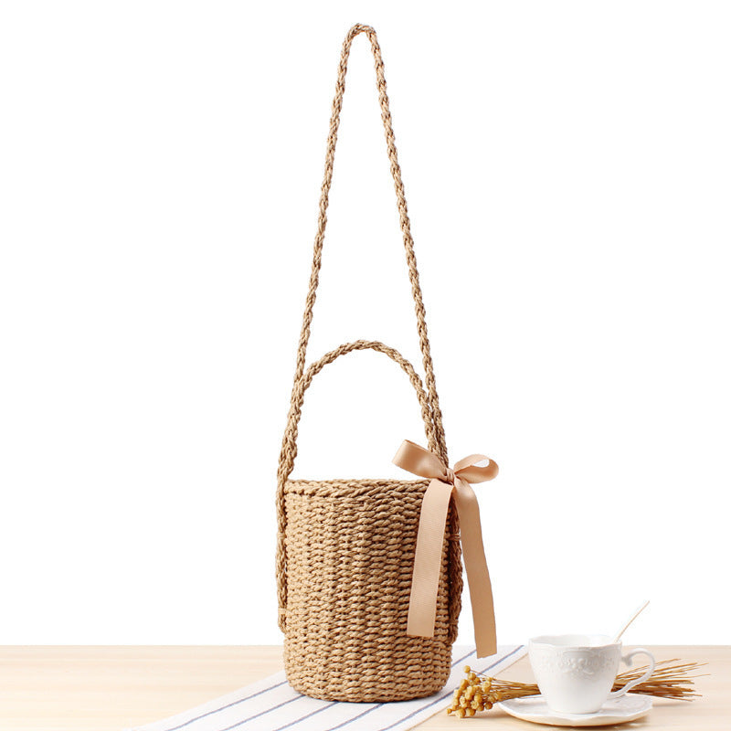 Charming Handbag Made of Woven Natural Material Bowlift