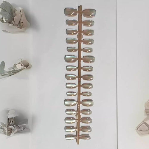 Iridescent Press-On Nail Tips Bowlift