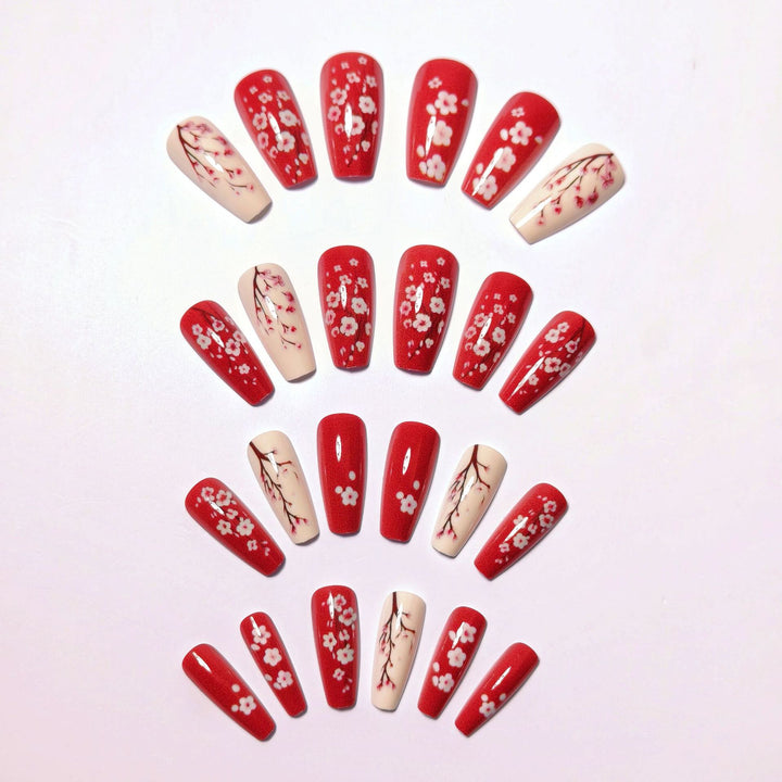 Elegant Floral Detail Nail Art Bowlift