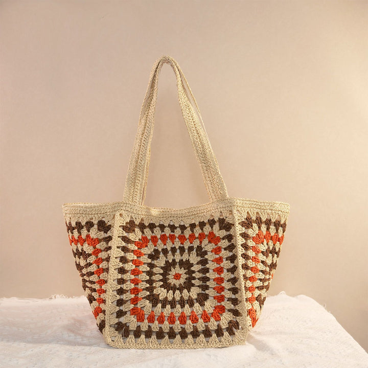 Shoulder bag with unique granny square design Bowlift