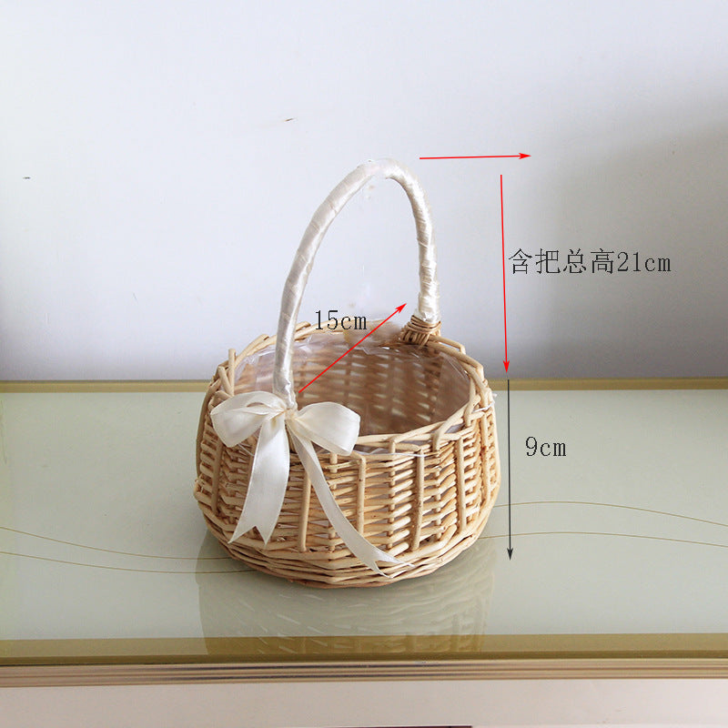 Ladies natural basket with decorative bow decoration Bowlift