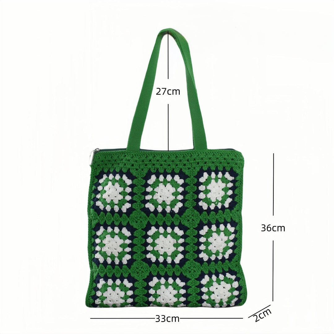 Handcrafted cotton tote bag in vintage granny design Bowlift