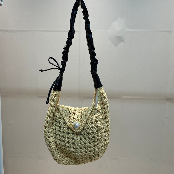 Hand-knotted all-rounder bag with elegant pearl decoration Bowlift
