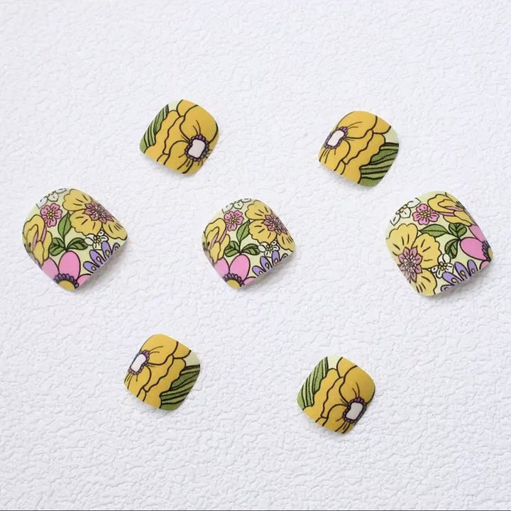 Artificial Nail Set with Colorful Flower Design Bowlift