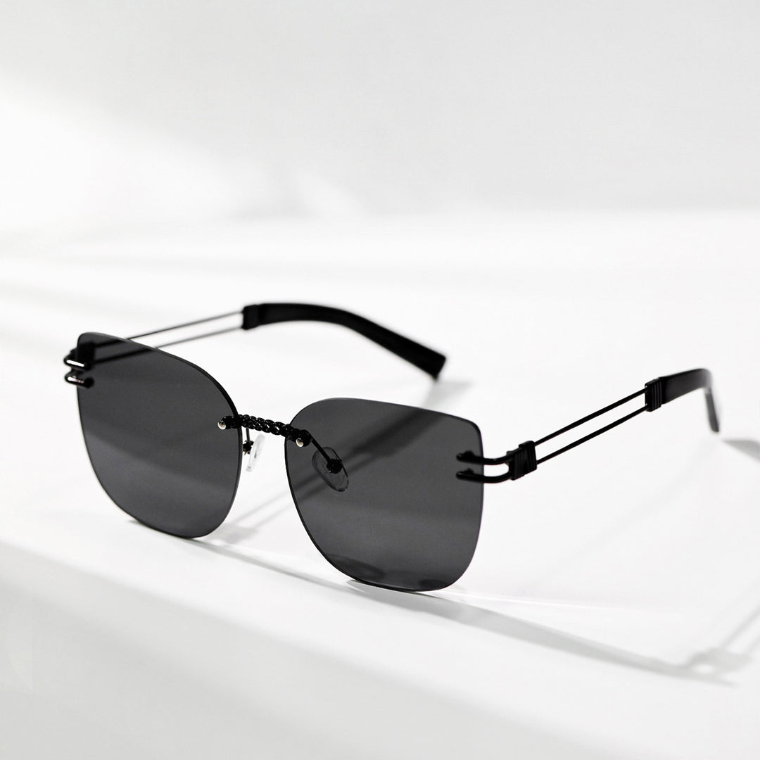Women's Oversized Sunglasses with Stylish Gradient and Unique Frame Bowlift