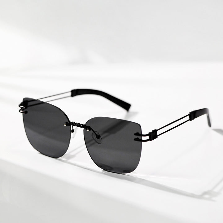 Women's Oversized Sunglasses with Stylish Gradient and Unique Frame Bowlift