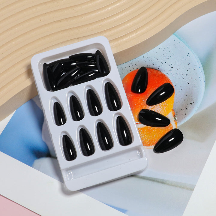 Press-On Almond-Shaped Nail Tips Bowlift
