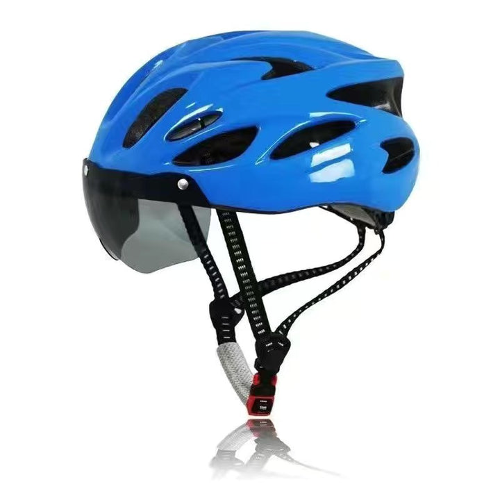 Sporty bicycle helmet with integrated visor Bowlift