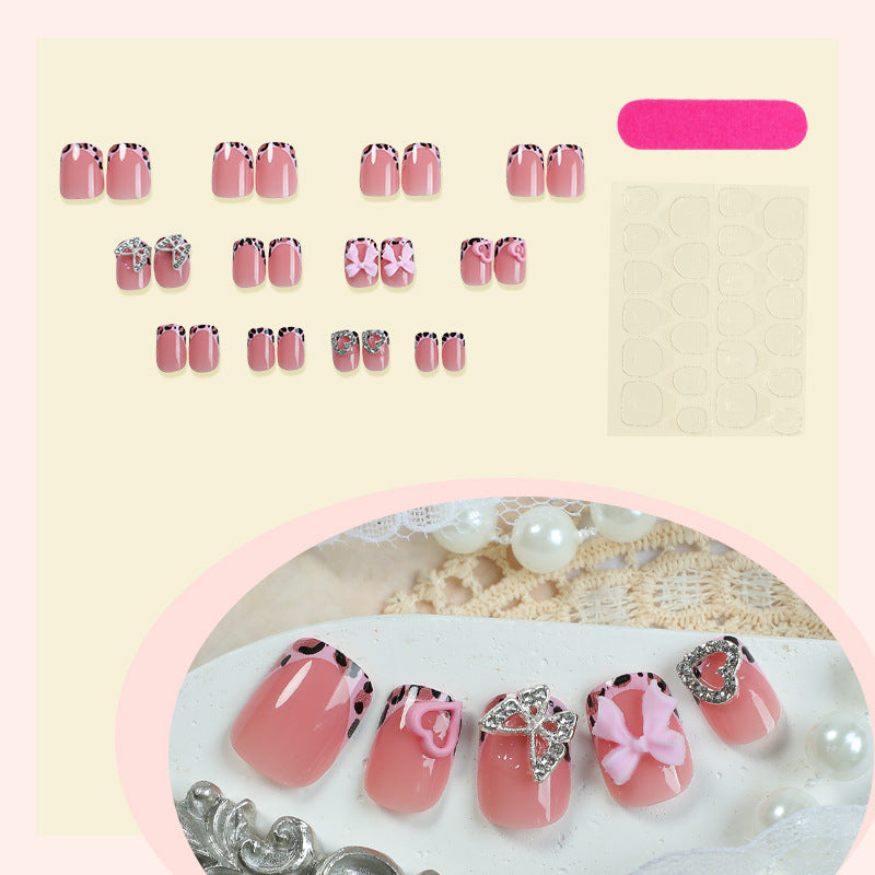 Decorative Press-On Nail Set with Artistic Bow and Heart Accents Bowlift
