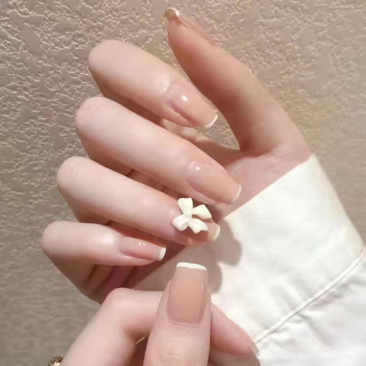 Trendy Stiletto Nails Bowlift