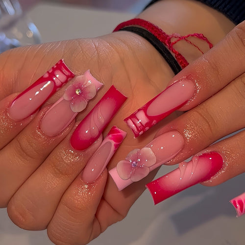 Glamorous Floral Press-On Nails Set Bowlift