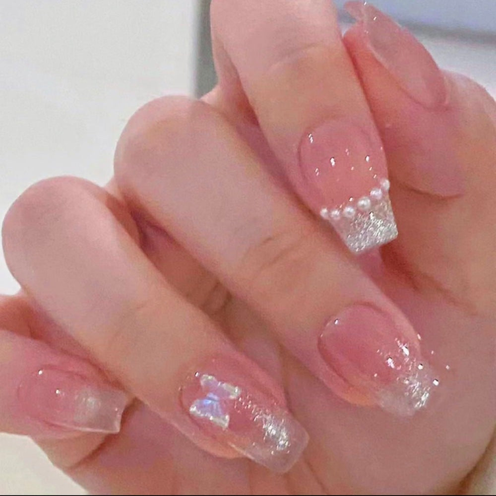 Glossy Gradient Press-On Nail Extensions Bowlift