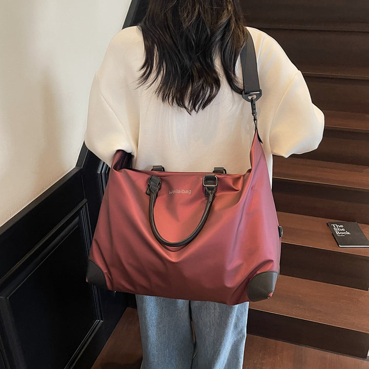 Spacious Multifunctional Travel Bag Bowlift