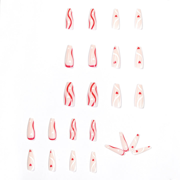 Artificial nail art with hearts Bowlift