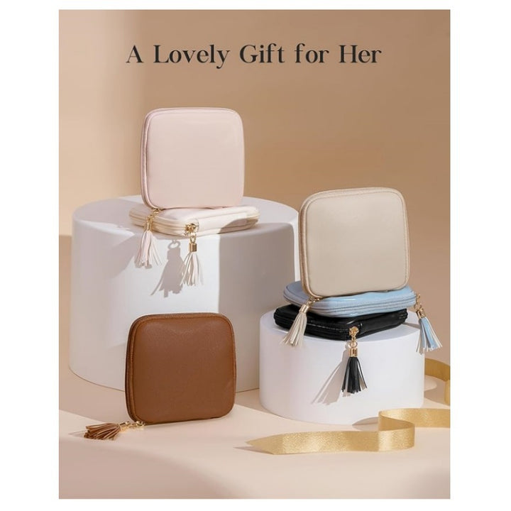 Jewelry Organizer Bag with Multifunctional Interior Layout Bowlift