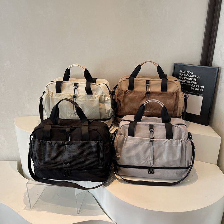 Spacious Fitness Bag With Removable Shoulder Straps Bowlift