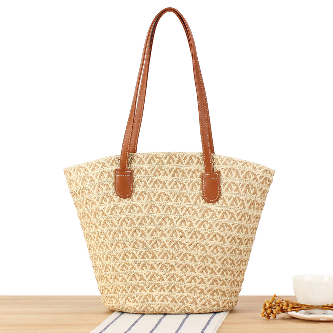 Designer straw bag with contrasting pattern and elegant leather handles Bowlift
