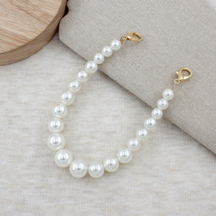 Elegant Pearl Accessory Bowlift