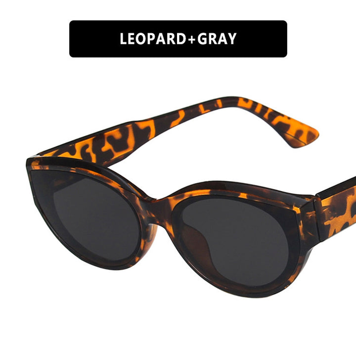 Women Cat-Eye Sunglasses with stylish leopard pattern and UV protection Bowlift