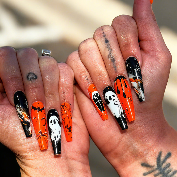 Halloween-Themed Stiletto Press-On Nails Bowlift
