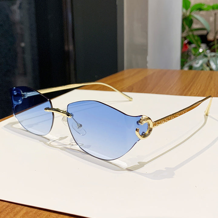 Women's fashionable sunglasses with innovative checkered design Bowlift