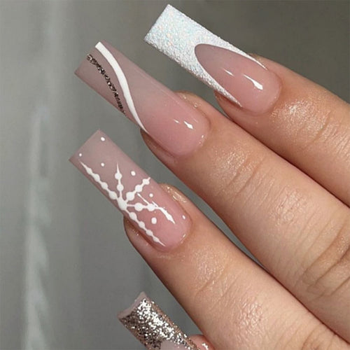Elegant and creative nail tips Bowlift
