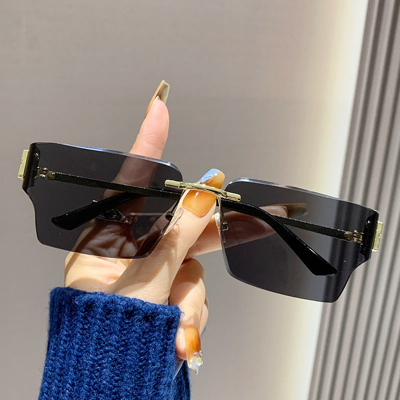 Women's fashionable square sunglasses with luxurious frame and polarized lenses Bowlift