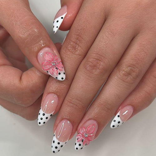 Artificial nails with elegant flower design and dots Bowlift