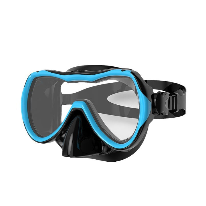 Diving mask with wide field of vision by Bowlift