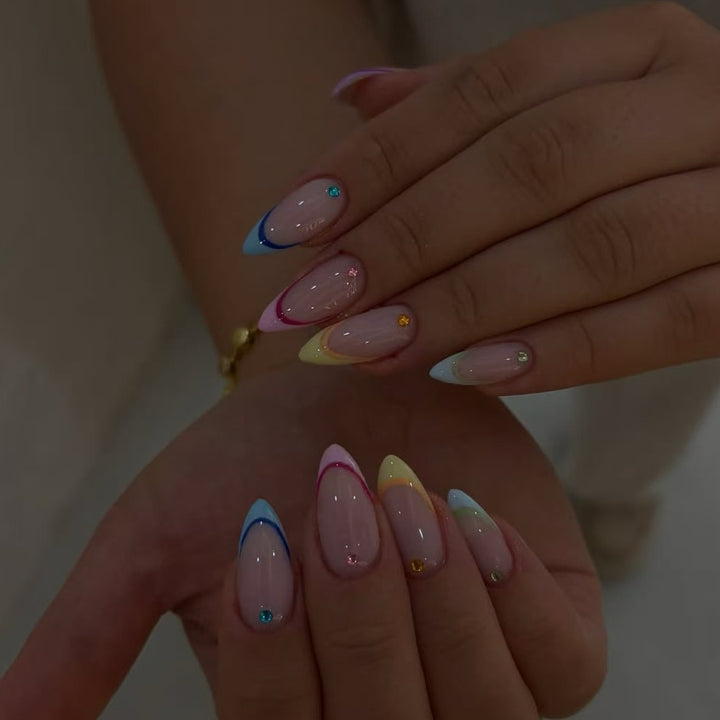 Nail extension set with elegant gradient and 3D accents Bowlift