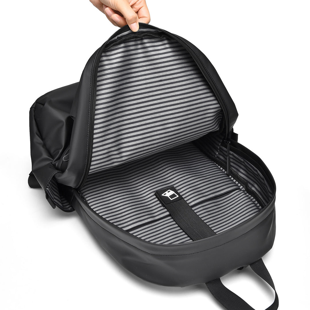 Water-Resistant Slim Daypack Bowlift
