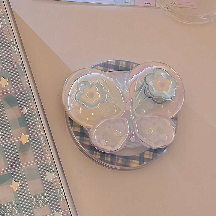 Playful butterfly hair clip Bowlift