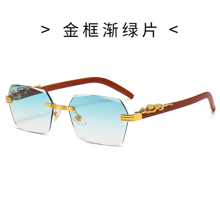 Ladies Designer Sunglasses with Artistic Wooden Frame and Elegant Glass Elements Bowlift