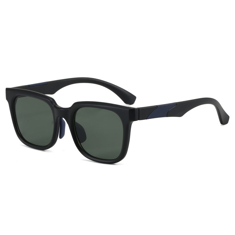Women's Sporty Sunglasses in Modern Design Bowlift