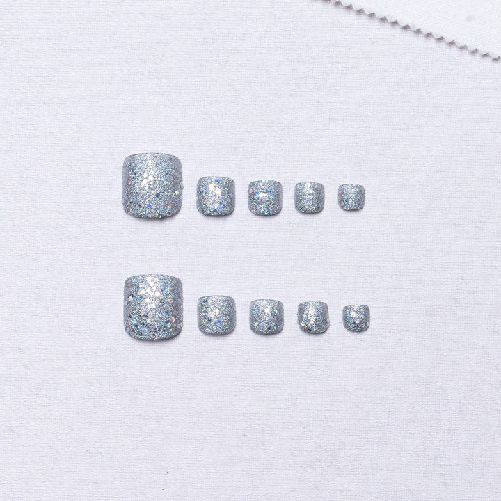 Glamorous Glittery Toe Nail Art Bowlift