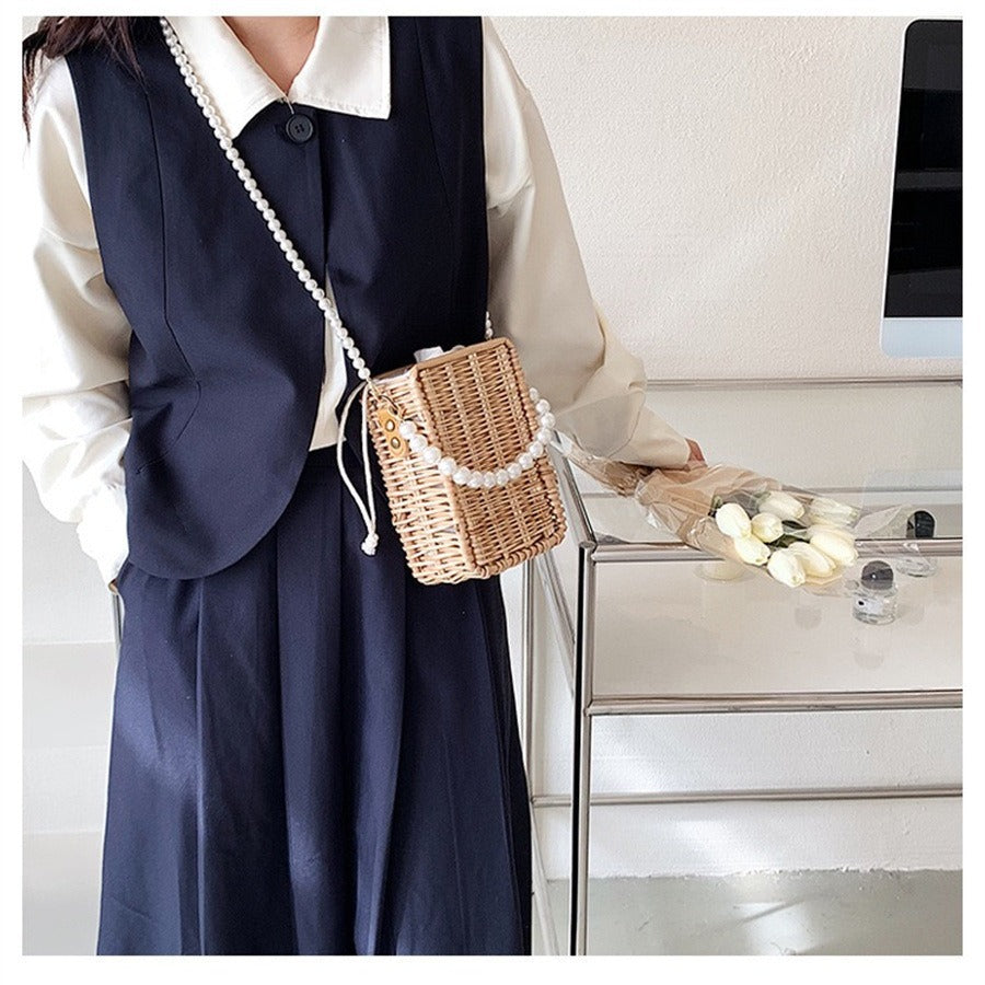 Women's Trendy Basket Bag with Pearl Chain Bowlift