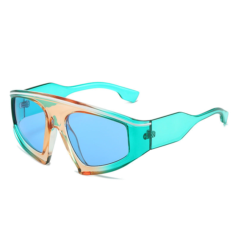 Ladies Sporty Sunglasses with Stylish Frame and Large Lenses Bowlift